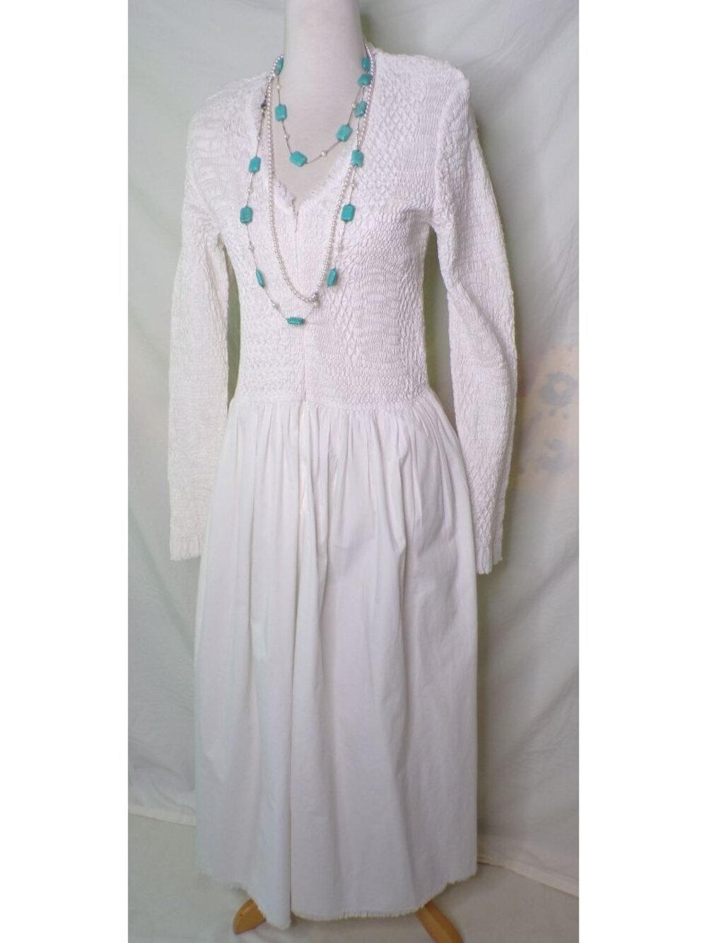 🆕SEA NEW YORK Casey Smocked Long Sleeve Midi Dress White 10 - Picture 11 of 16